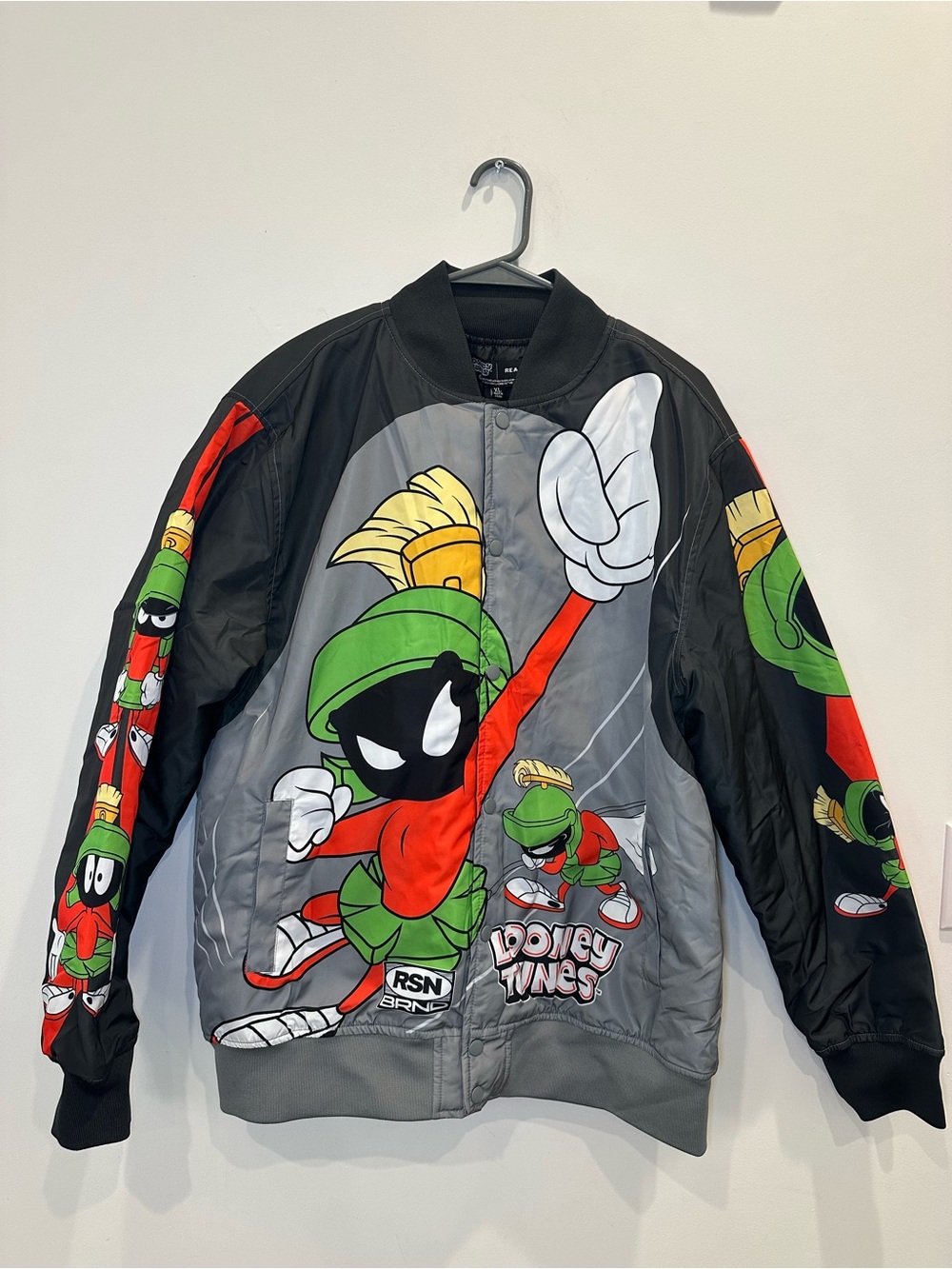 Reason x Looney Tunes Marvin the Martian Bomber Jacket Men’s XL NWT